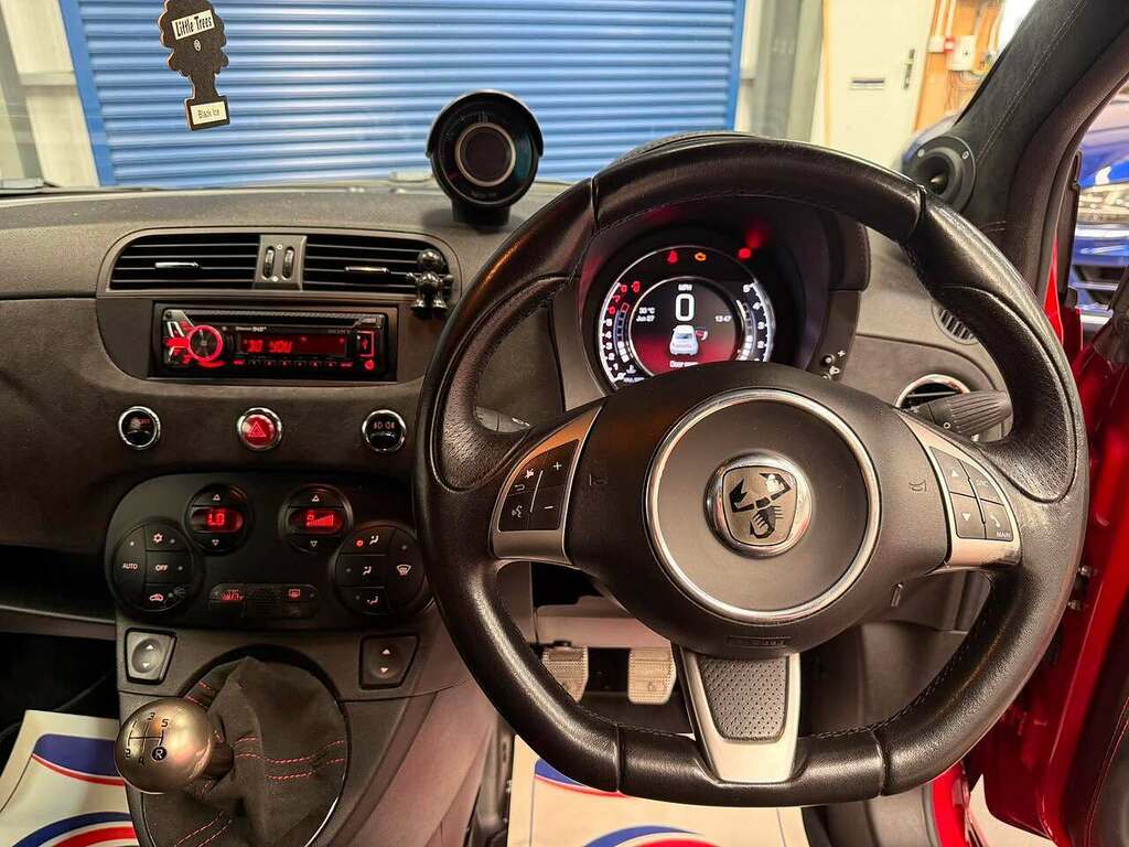 Abarth 595 1.4 T-jet Yamaha Factory Racing Euro 6 Blue #21
