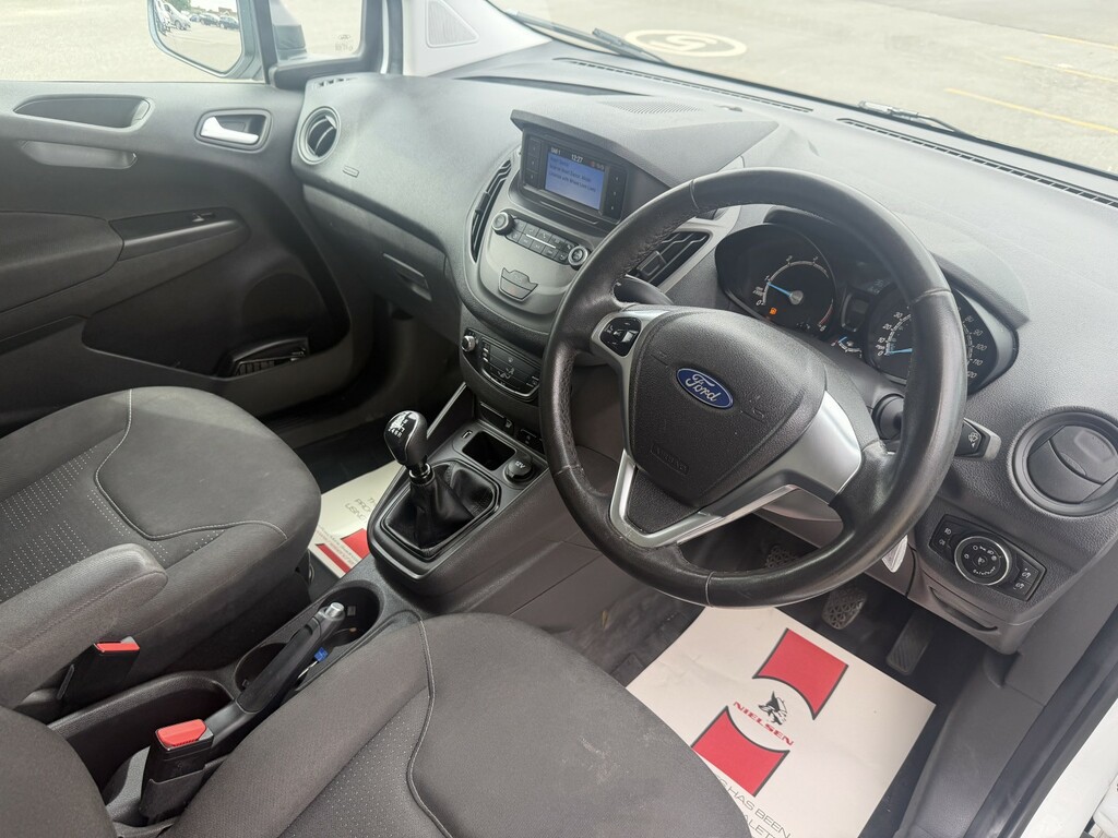 Ford Transit Courier Tdci 100Ps Limited Euro 6 With 15 Alloys, 1 Owner White #20