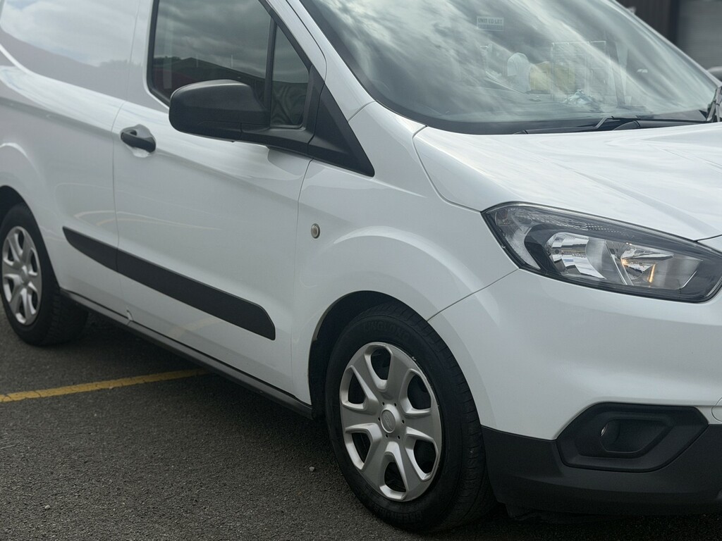 Ford Transit Courier Tdci 100Ps Limited Euro 6 With 15 Alloys, 1 Owner White #12