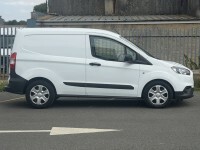 Ford Transit Courier Tdci 100Ps Limited Euro 6 With 15 Alloys, 1 Owner White #36