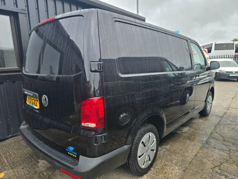 Volkswagen Transporter T30 Tdi P Black #6