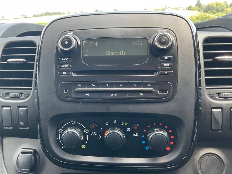 Vauxhall Vivaro 2017 1.6 Cdti 2900 Sportive Crew Van L2 H1 Euro 6 Grey #15