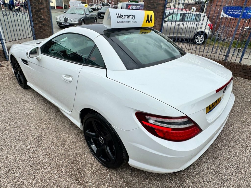 Mercedes-Benz SLK 2.1L Amg Sport White #5