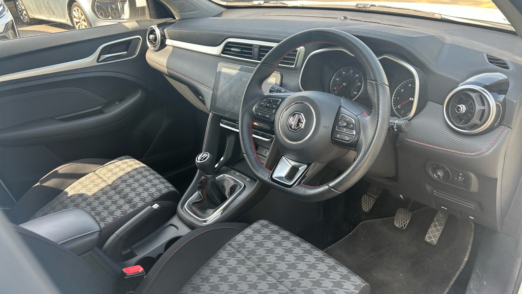 MG ZS Excite 1.5 HX73ZWH White #6