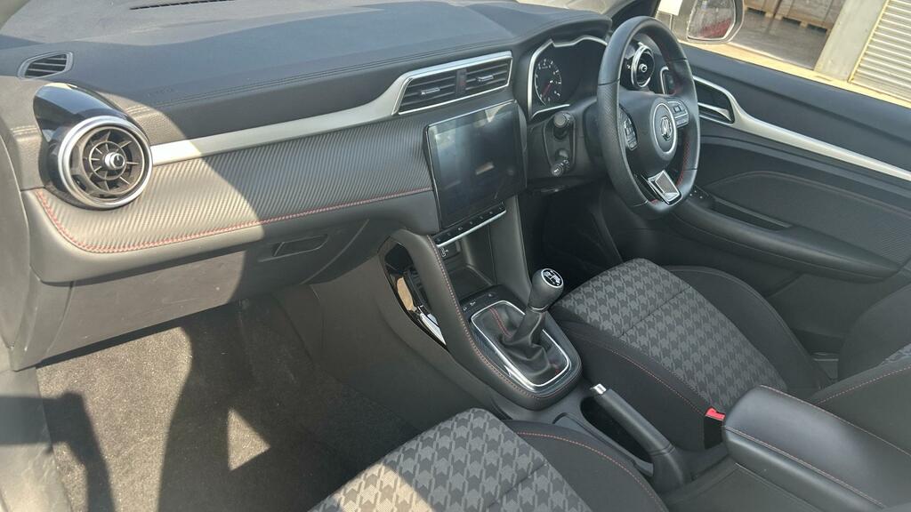 MG ZS Excite 1.5 HX73ZWH White #2