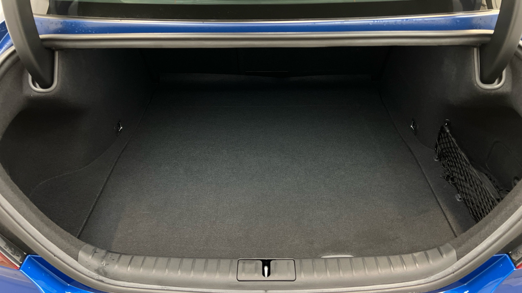 Genesis G70 2.0T Sport Shooting Brake Euro 6 Black #16