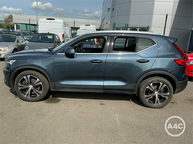 Volvo XC40 2021 1.5H T5 Twin Engine Recharge 10.7Kwh Inscript Blue #3