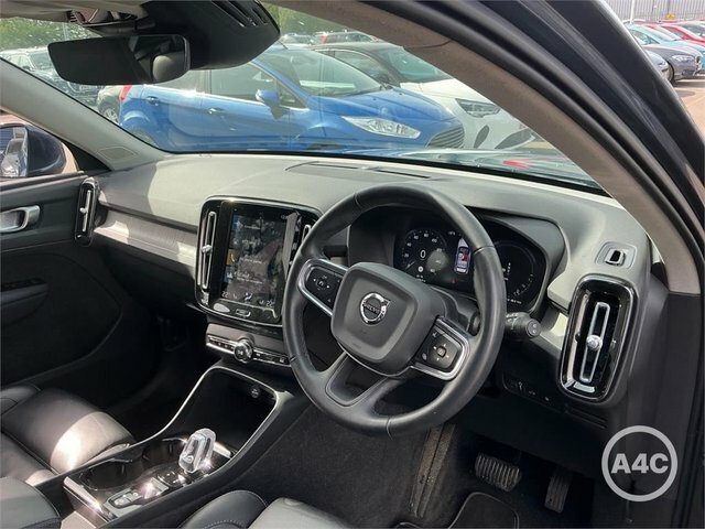 Volvo XC40 2021 1.5H T5 Twin Engine Recharge 10.7Kwh Inscript Blue #2