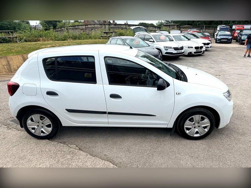 Dacia Sandero 1.0 Sce Essential Euro 6 White #6