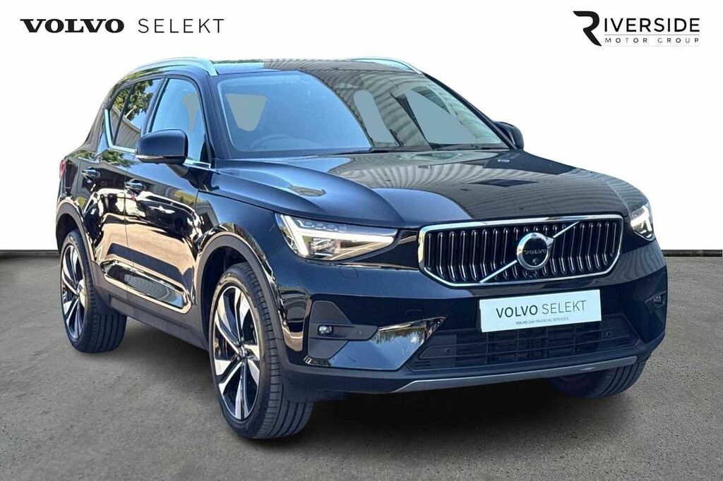 Volvo XC40 Ultra, B3 Mild Hybrid, Bright Black