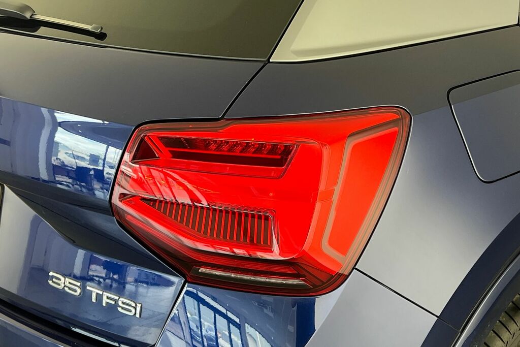 Audi Q2 Audi Q2 S Line 35 Tfsi 150 Ps S Tronic Blue #20