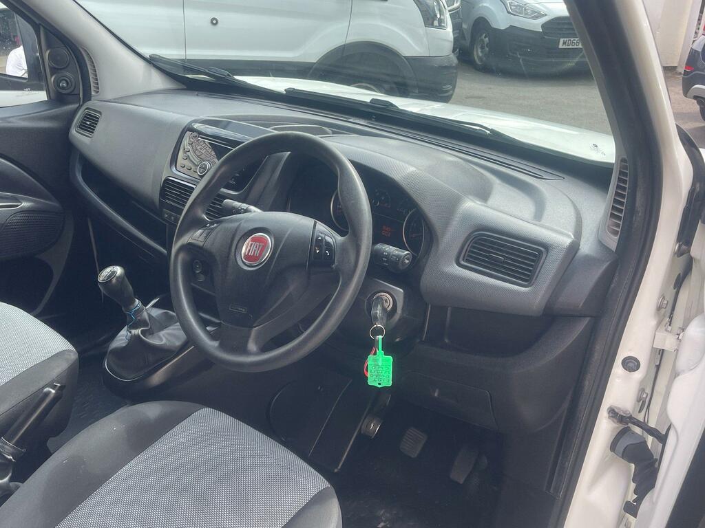 Fiat Doblo Diesel White #5