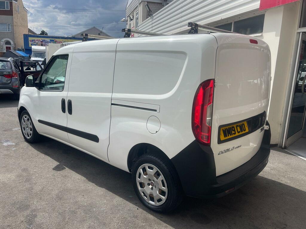 Fiat Doblo Diesel White