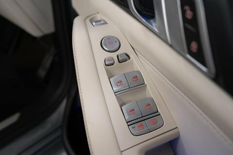 BMW X7 3.0 40D Mht AX23BVM #5