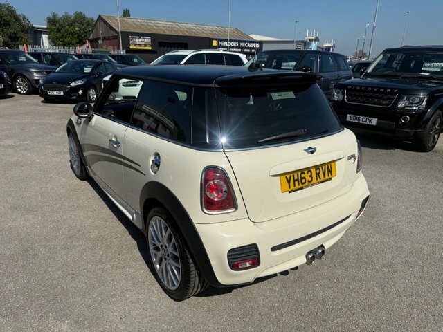 Mini Hatch Cooper Sd Hatchback White #5