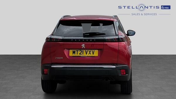 Peugeot 2008 1.2 Puretech Allure Premium Suv Red #4