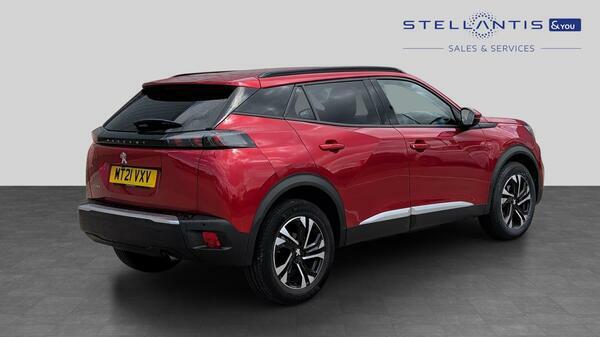 Peugeot 2008 1.2 Puretech Allure Premium Suv Red #3