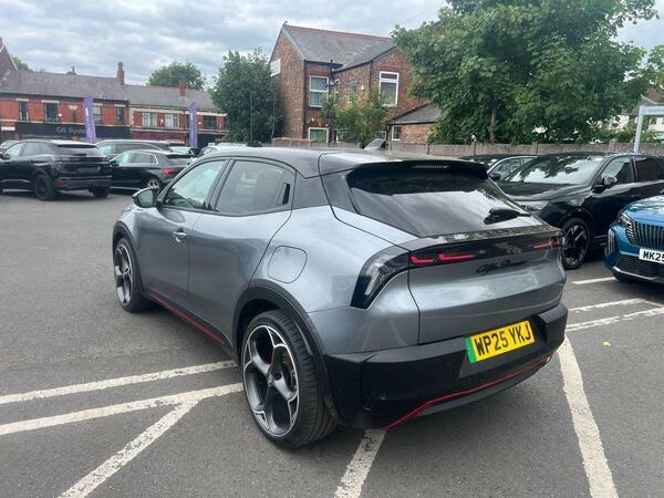 Alfa Romeo Junior 54Kwh Elettrica Veloce Suv 280 #3