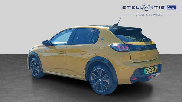 Peugeot e-208 50Kwh Gt Hatchback 7.4Kw Charge  #6