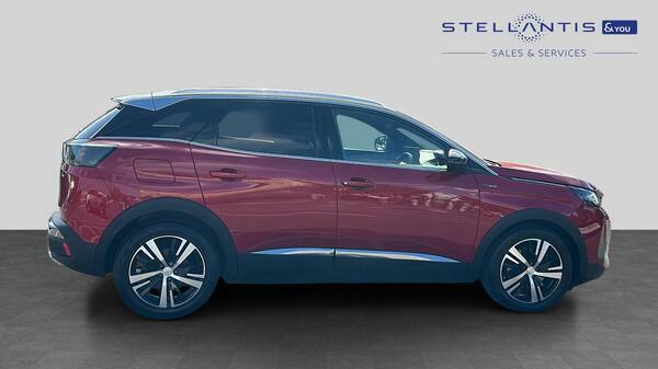 Peugeot 3008 1.6 13.2Kwh Gt Premium Suv Plug-in Hybr Red #2