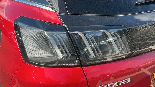 Peugeot 3008 1.6 13.2Kwh Gt Premium Suv Plug-in Hybr Red #5