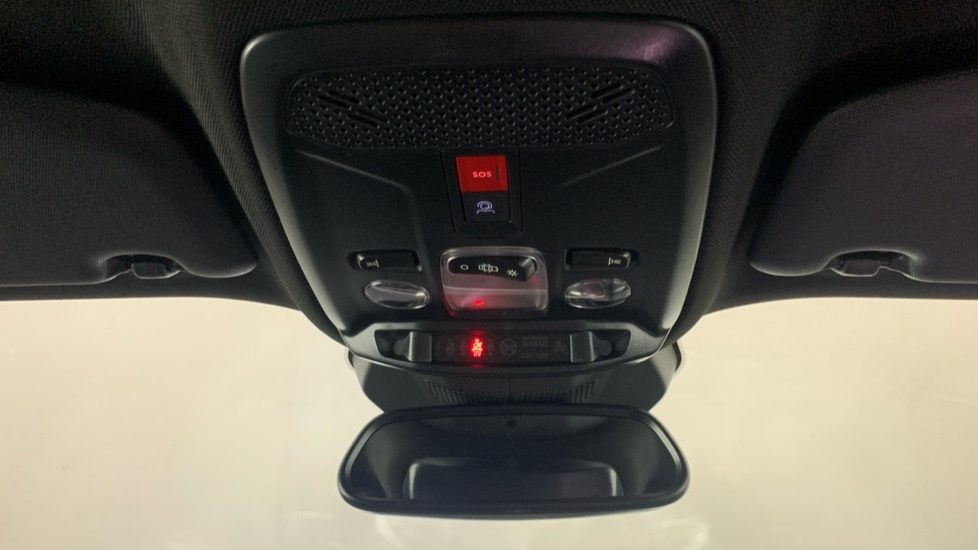 Peugeot 2008 1.2 Puretech 130 Allure Eat8 Blue #28