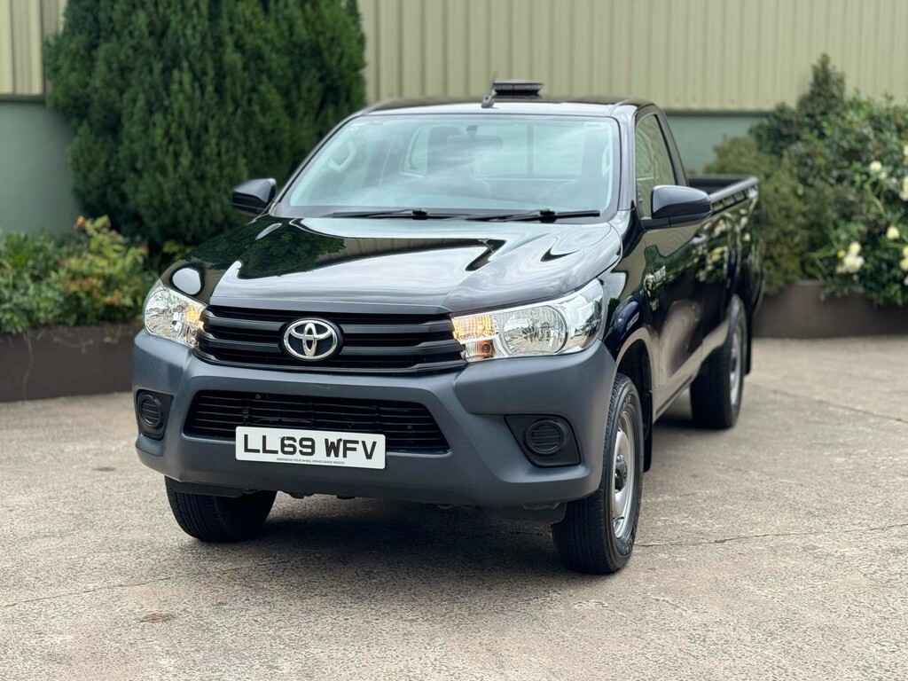 Toyota HILUX Hi-luxury Active D-4d 4Wd Single Cab 4Wd  #2
