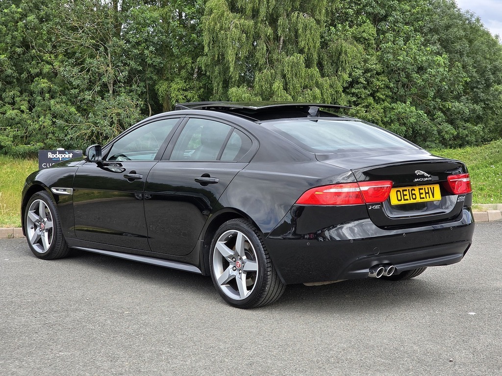 Jaguar XE D R-sport Black #2