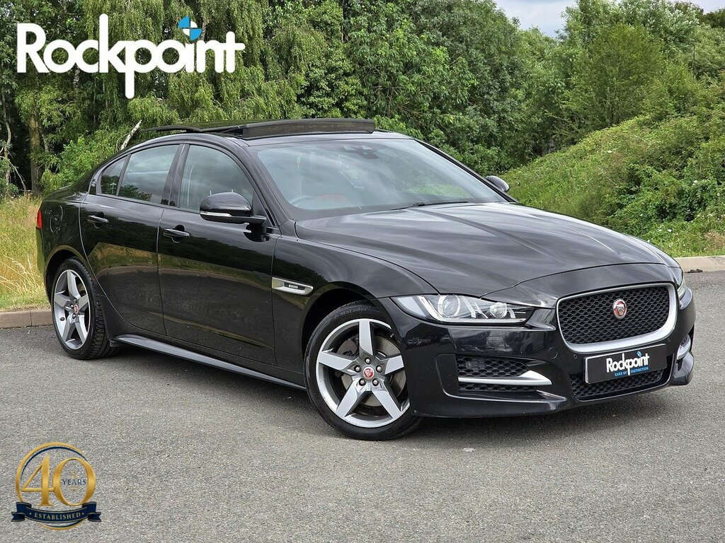 Jaguar XE D R-sport Black