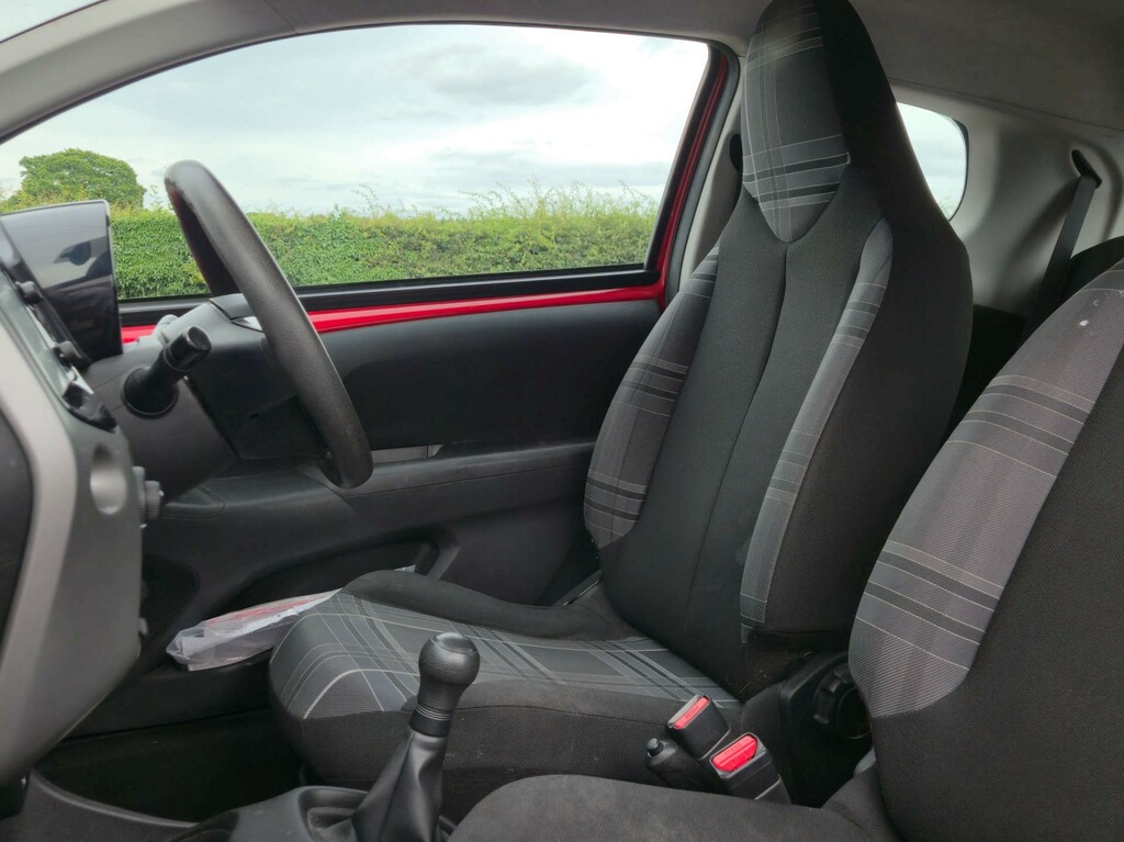 Peugeot 108 1.2 Puretech Allure 82 Bhp Blue #18