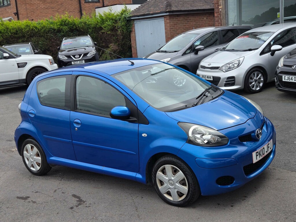 Toyota Aygo 1.0 Vvt-i Black Hatchback Black #16