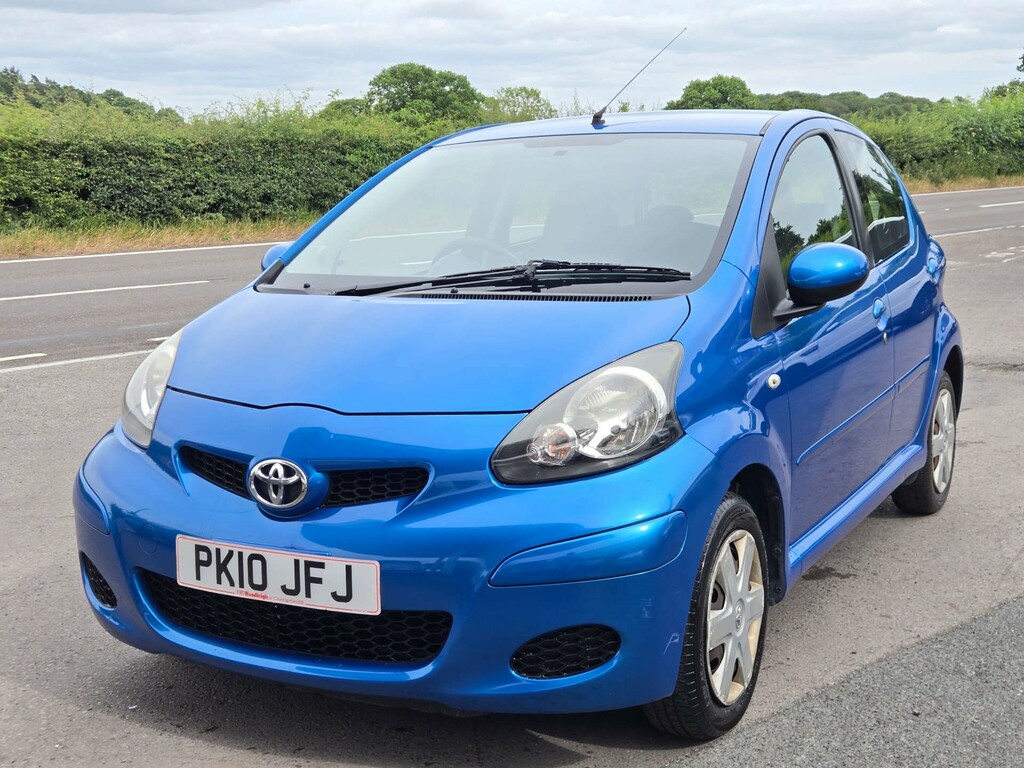 Toyota Aygo 1.0 Vvt-i Black Hatchback Black #12
