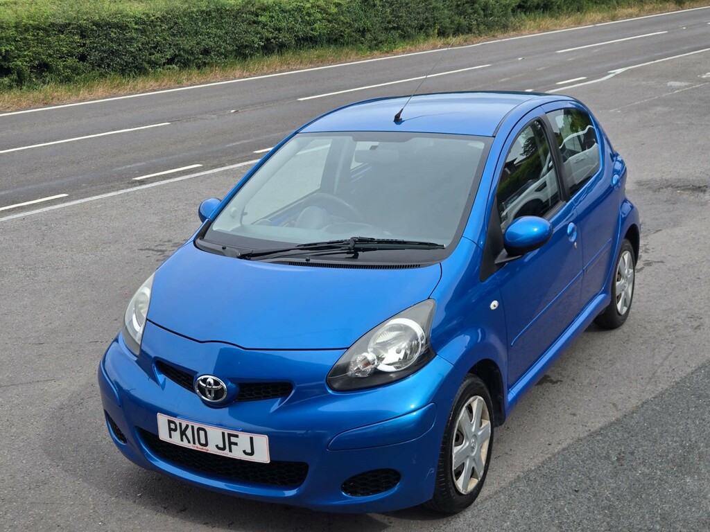 Toyota Aygo 1.0 Vvt-i Black Hatchback Black #13