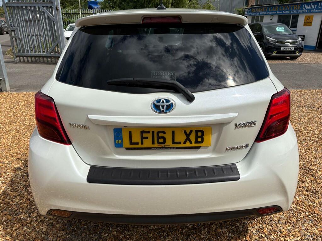 Toyota Yaris 1.5 Vvt-h Design E-cvt Euro 6 LF16LXB White #6