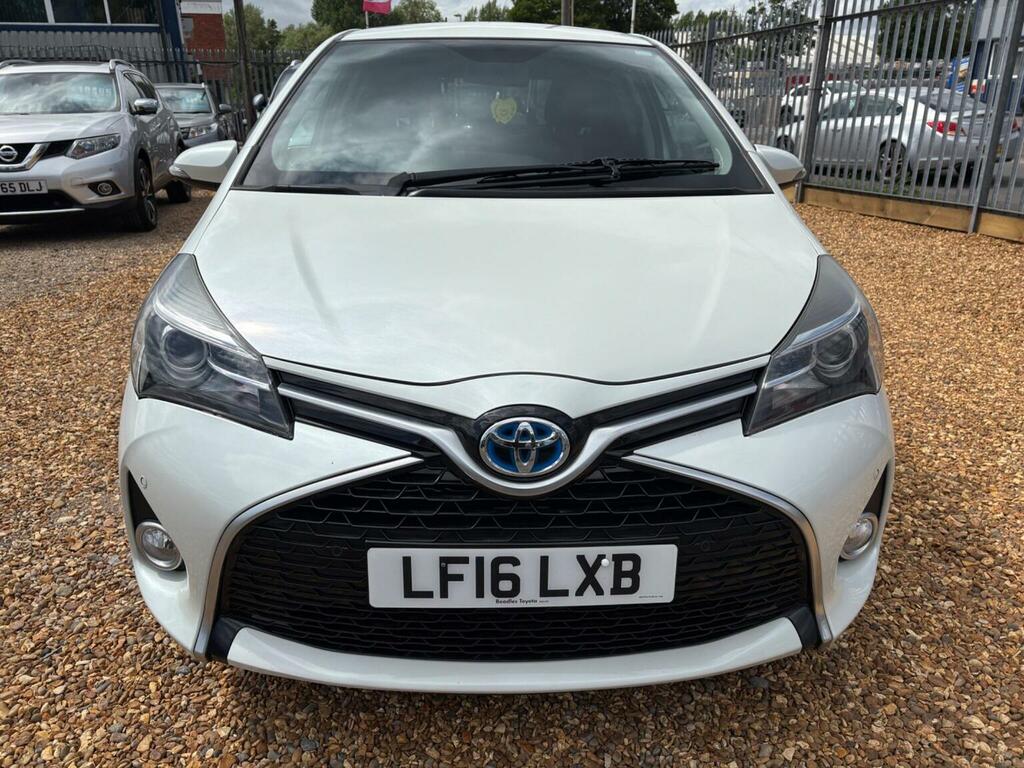 Toyota Yaris 1.5 Vvt-h Design E-cvt Euro 6 LF16LXB White #2