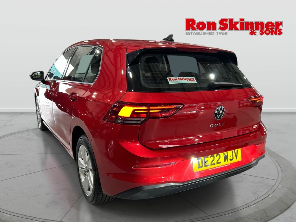 Volkswagen Golf 2.0 Tdi Life Hatchback Euro 6 S DE22WJV Red #3