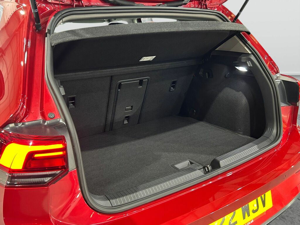 Volkswagen Golf 2.0 Tdi Life Hatchback Euro 6 S DE22WJV Red #5