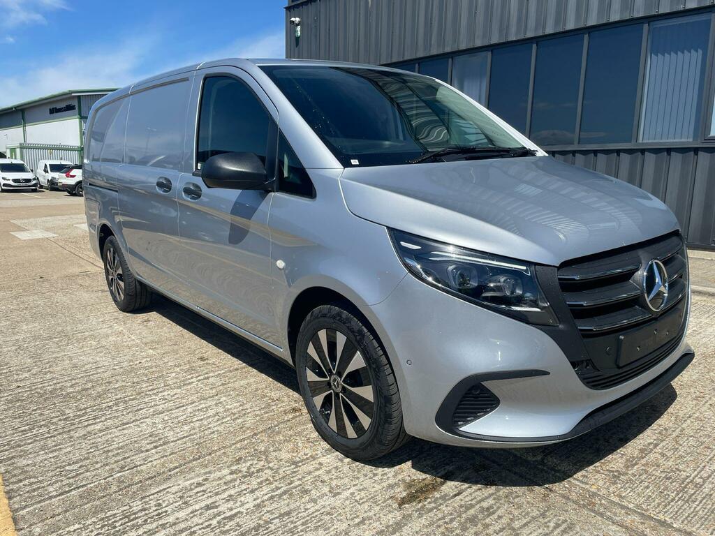 Mercedes-Benz Vito 2.0 116 Cdi Select G-tronic Rwd L2 Euro 6 Ss 6D Silver
