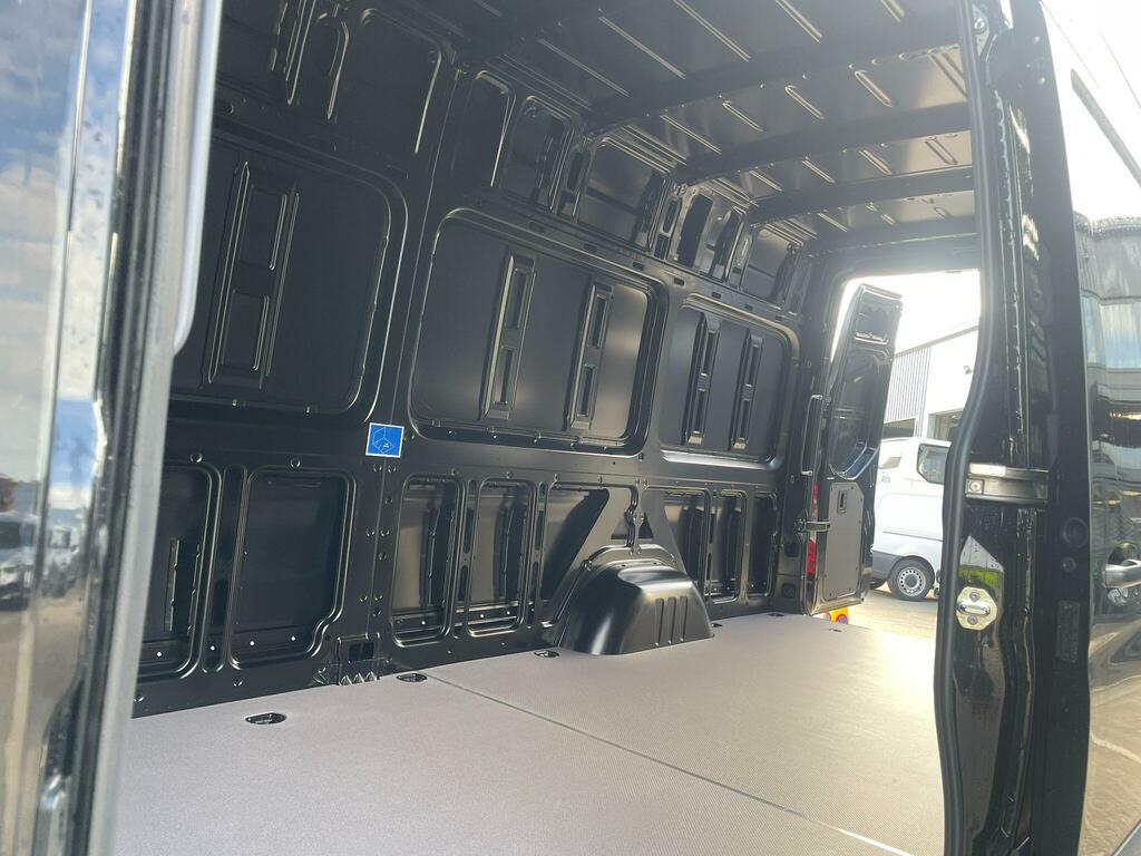 Mercedes-Benz Sprinter 2.0 315 Cdi Hd Pro Rwd L3 H2 Euro 6 Ss Black #3