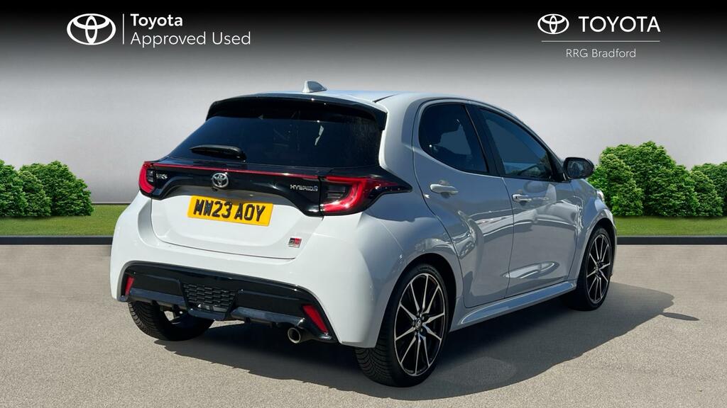 Toyota Yaris 1.5 Vvt-h Gr Sport E-cvt Euro 6 Ss MW23AOY Grey #2