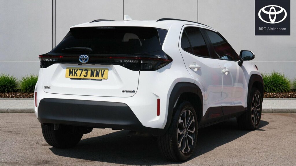 Toyota Yaris Cross 1.5 Vvt-h Design E-cvt Euro 6 Ss MK73WWV White #2