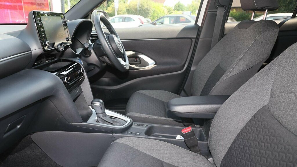 Toyota Yaris Cross 1.5 Vvt-h Design E-cvt Euro 6 Ss MK73WWV White #5