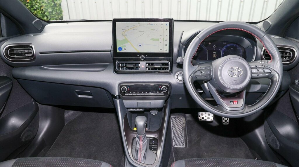 Toyota Yaris 1.5 Vvt-h Gr Sport E-cvt Euro 6 Ss MW75AOO Black #6