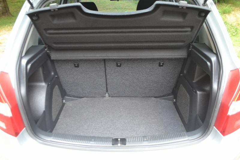 Skoda Fabia 1.2 Htp 6V 1 Hatchback 140 Gkm White #17