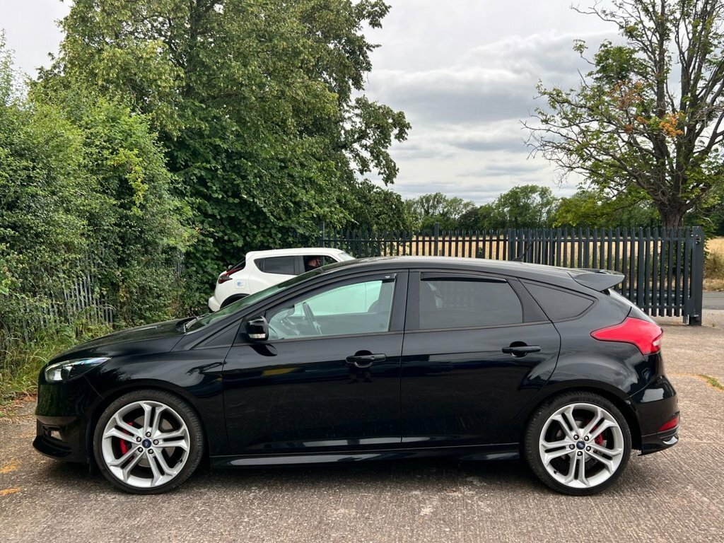 Ford Focus 2L St-3 Black #6