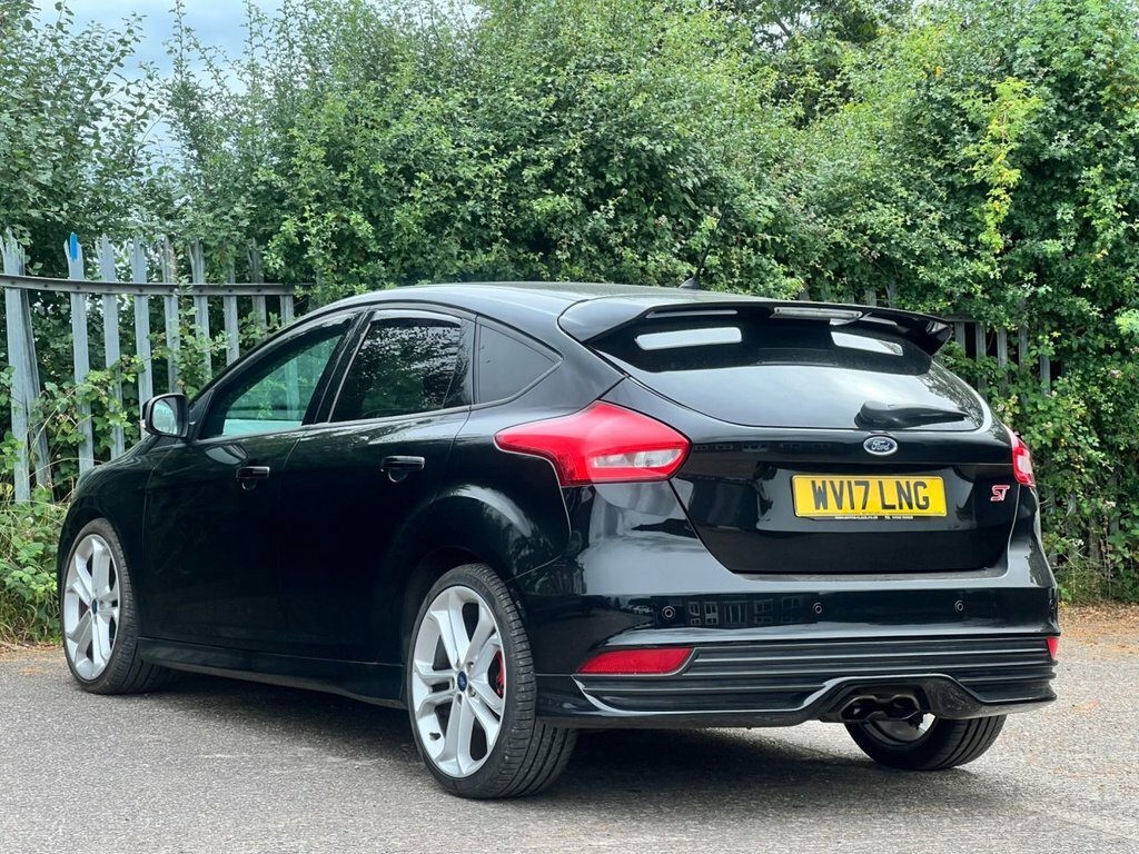 Ford Focus 2L St-3 Black #4