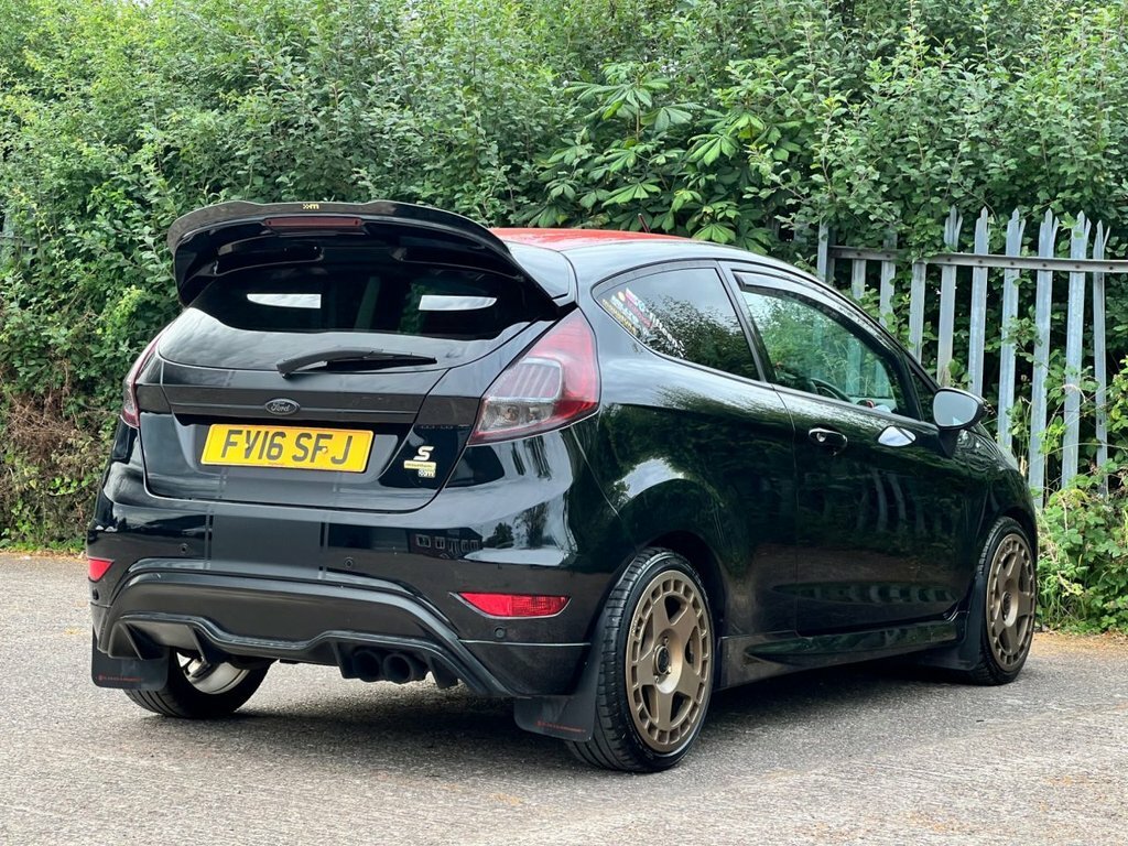 Ford Fiesta 1L Zetec S Black #4