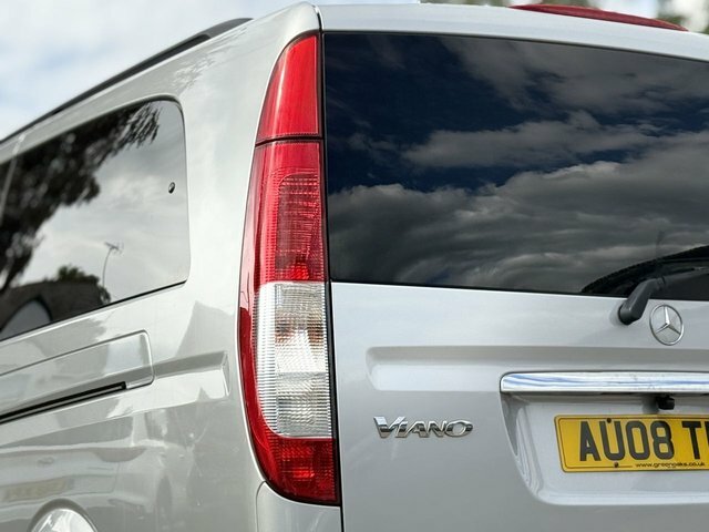 Mercedes-Benz Viano Cdi Extra Long Ambiente Silver #32