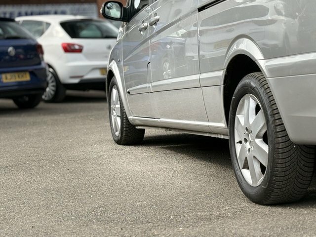 Mercedes-Benz Viano Cdi Extra Long Ambiente Silver #31