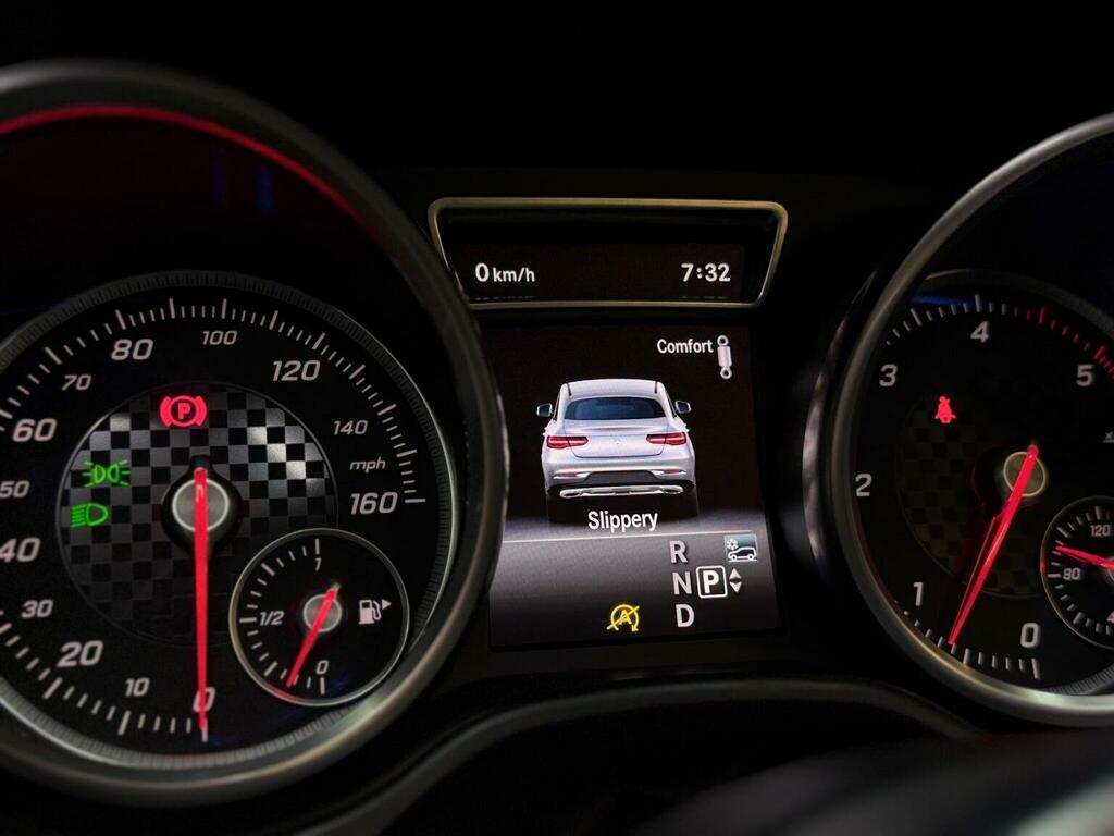 Mercedes-Benz GLE Coupe Amg Line  #47